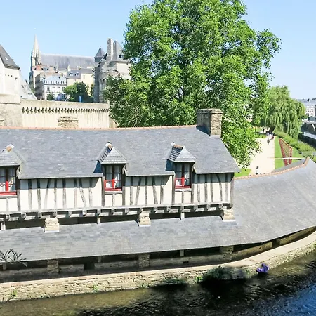 T2 Avec Balcon-calme Et Pres Du Port By Interhome * Vannes